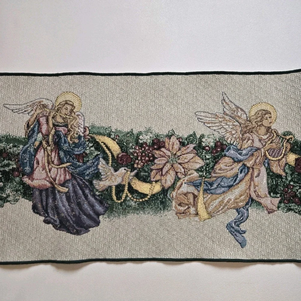 Tapestry Table Runner Christmas Angel Wreath 13X72 Green‎ USA Made Glitter Long